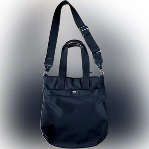 ❌SOLD❌Beautiful Calvin Klein black bag